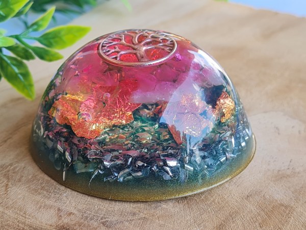 Orgonite dôme rosé arbre de vie