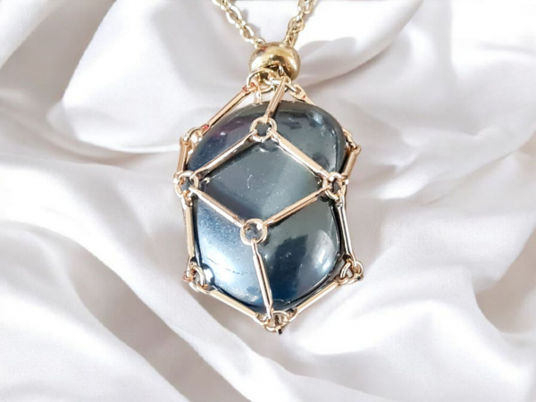 collier cage pour pierres 